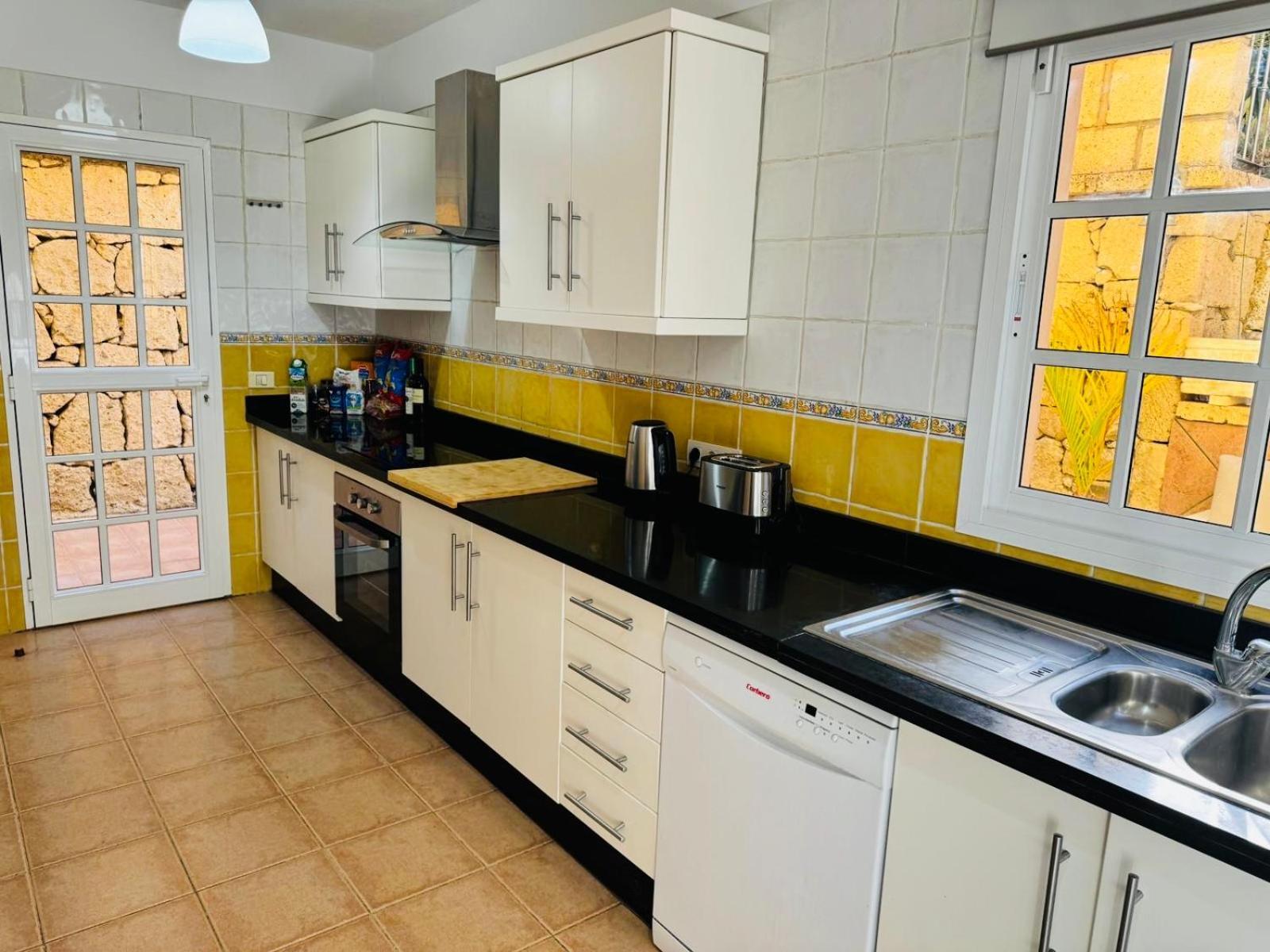 Villa Chayofa מראה חיצוני תמונה
